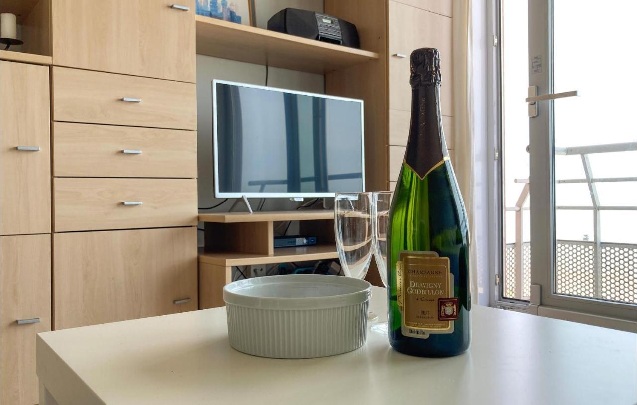 Nice Apartment In Oostende With Wifi المظهر الخارجي الصورة
